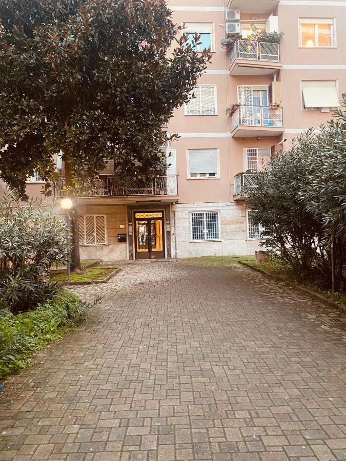 Ferienwohnung Large Garden Rom Exterior foto